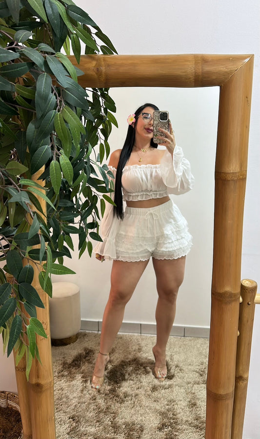 Turista White ruffle skort