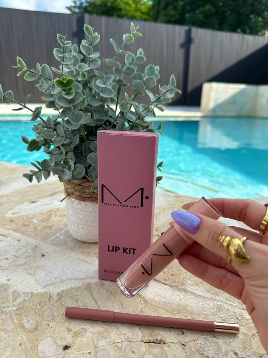 Nude bombshell lip duo 👄