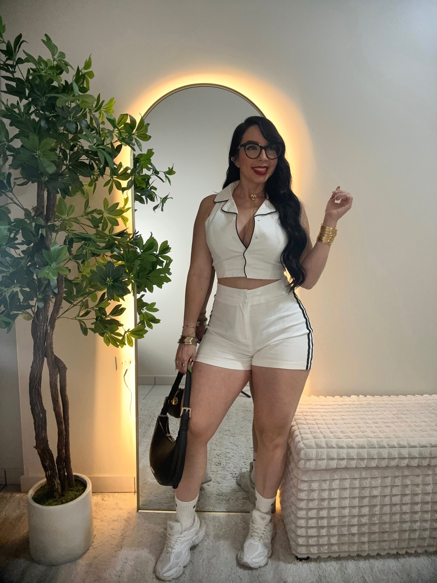 White & black short set