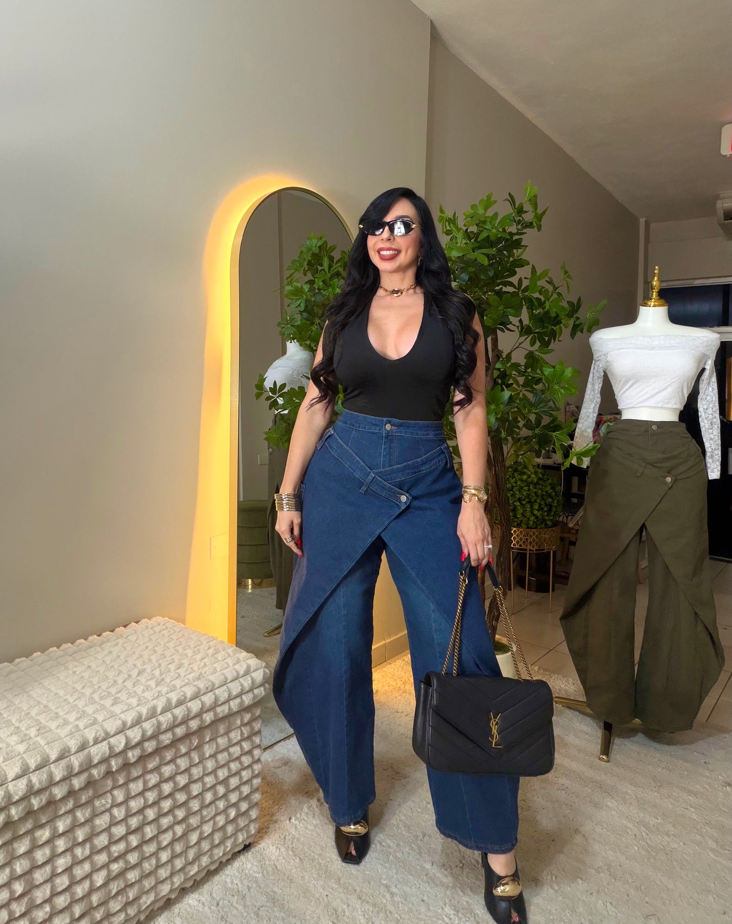 Médium Blue Barrel Asymmetric Pant