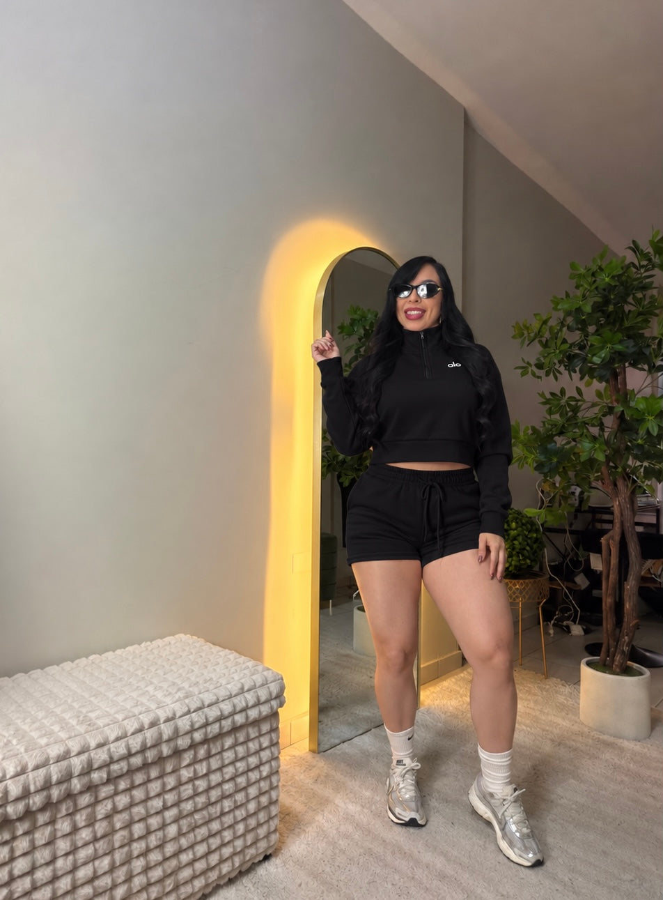 Comfy Travel Black Set
