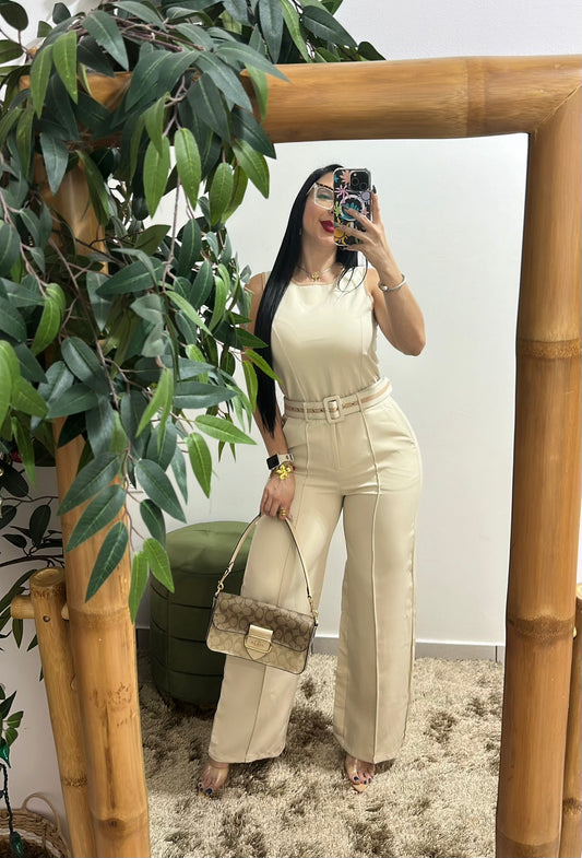 Professional Beige Set